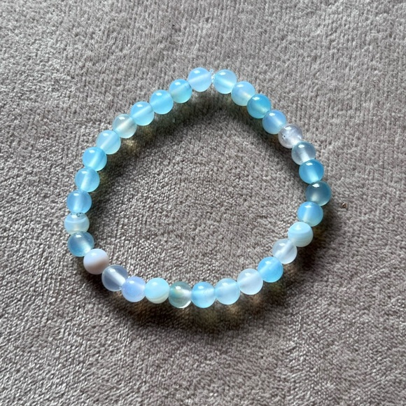 🤍HP🤍 Handmade Elegant Natural 🩵 Blue Sardonyx Stone Beaded Bracelet, Size 7” - Picture 2 of 4